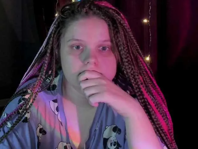 Live sex webcam photo for alicepussy #277228085
