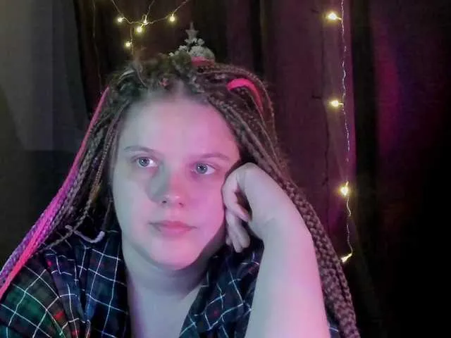 Live sex webcam photo for alicepussy #277240632