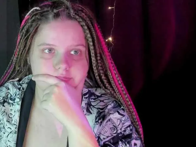 Live sex webcam photo for alicepussy #277308016