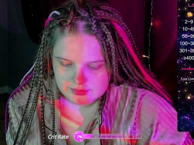 Live sex webcam photo for alicepussy #277363276