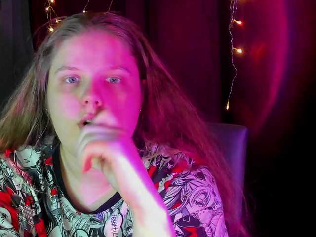 Live sex webcam photo for alicepussy #277411547