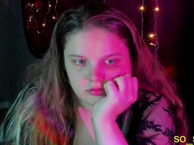 Live sex webcam photo for alicepussy #277452193