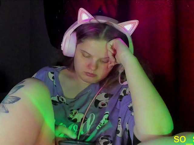 Live sex webcam photo for alicepussy #277631699