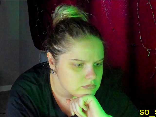 Live sex webcam photo for alicepussy #277683708