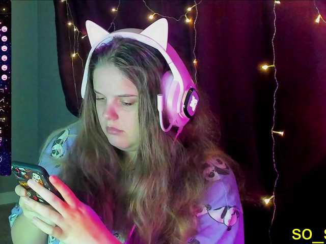 Live sex webcam photo for alicepussy #277733584