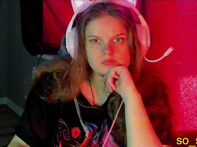 Live sex webcam photo for alicepussy #277769088