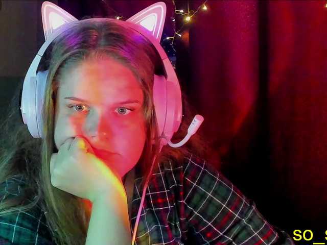 Live sex webcam photo for alicepussy #277796620