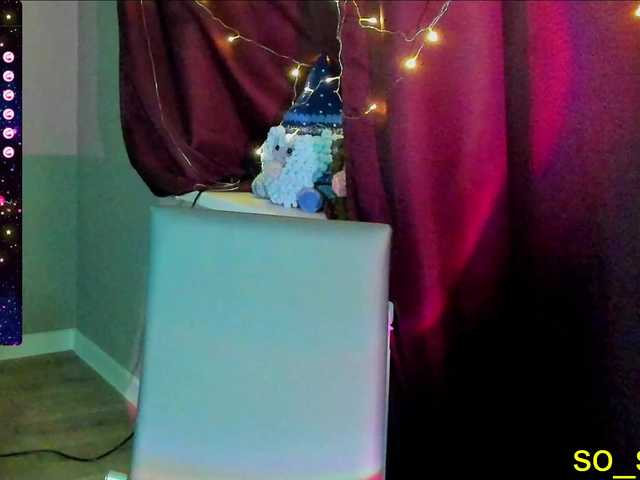 Live sex webcam photo for alicepussy #277802172