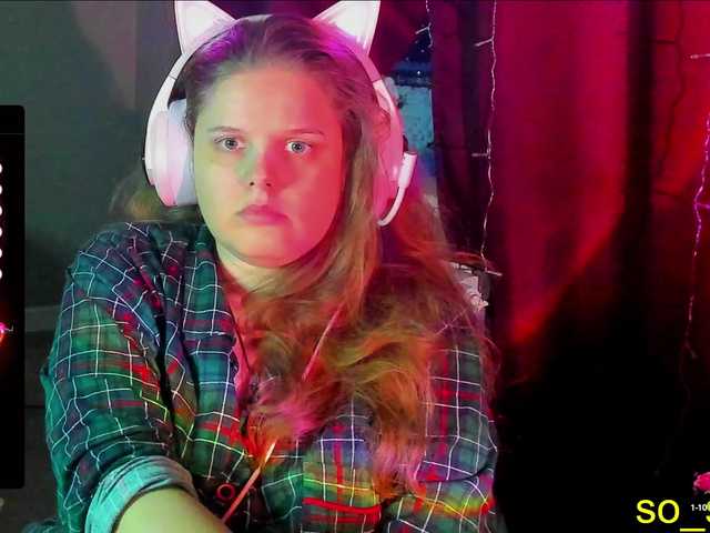 Live sex webcam photo for alicepussy #277874449