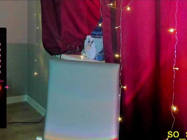 Live sex webcam photo for alicepussy #277918214