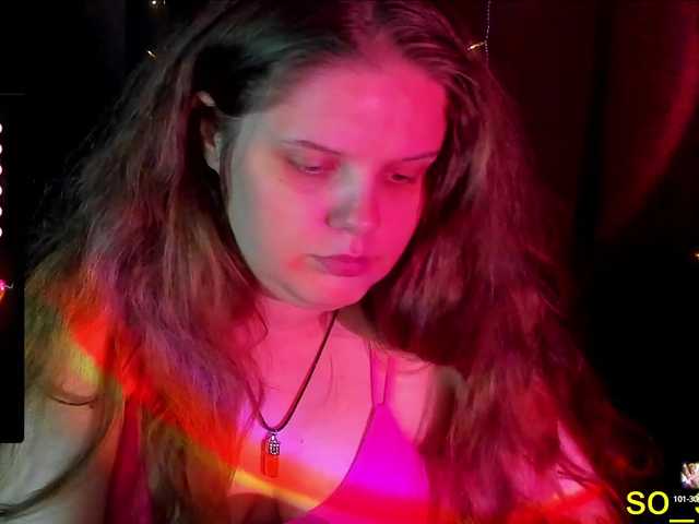 Live sex webcam photo for alicepussy #278053206