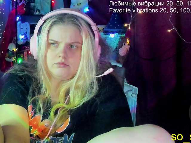 Live sex webcam photo for alicepussy #290291124