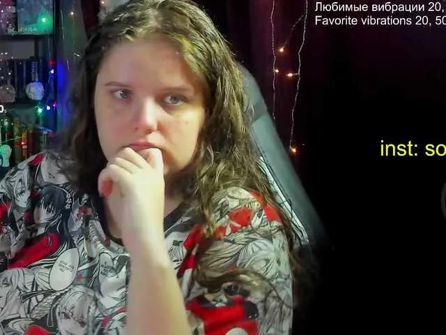 Live sex webcam photo for alicepussy #290658790