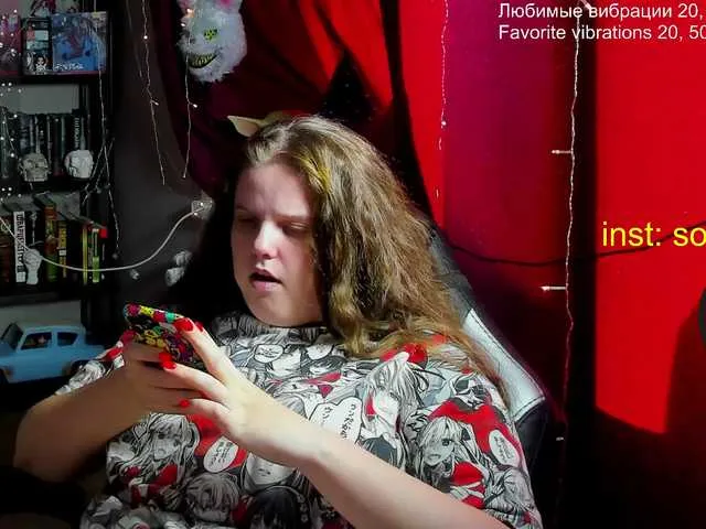 Live sex webcam photo for alicepussy #290723198