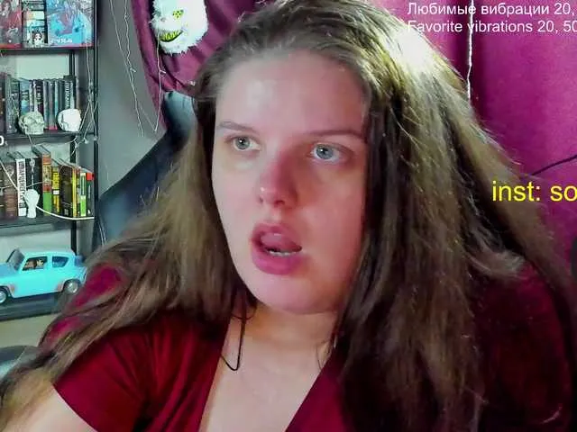 Live sex webcam photo for alicepussy #290744138