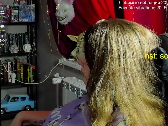 Live sex webcam photo for alicepussy #290748986