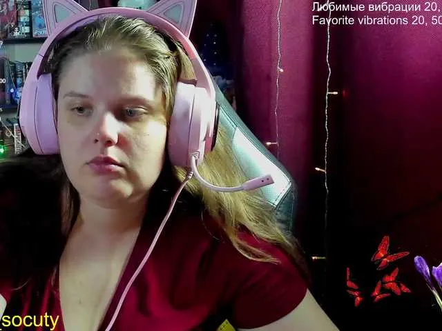 Live sex webcam photo for alicepussy #290957470