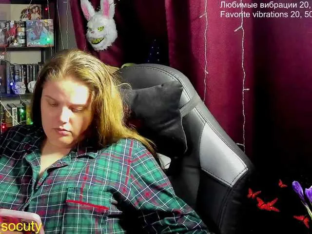 Live sex webcam photo for alicepussy #290962592