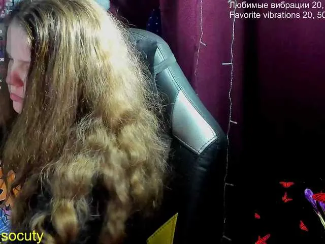 Live sex webcam photo for alicepussy #291000239