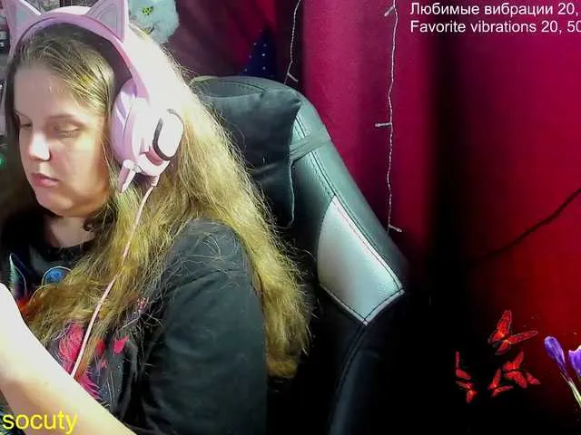 Live sex webcam photo for alicepussy #291103356