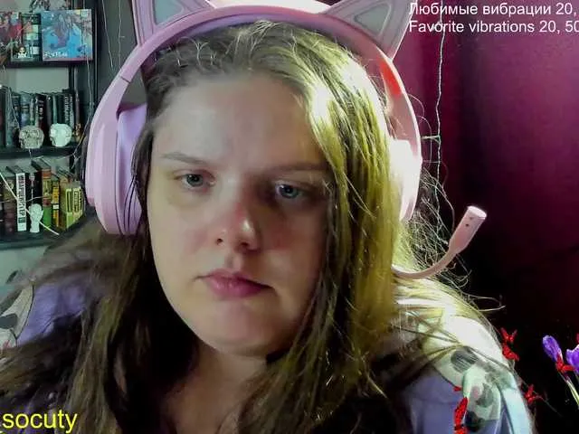 Live sex webcam photo for alicepussy #291112194