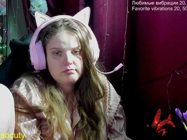 Live sex webcam photo for alicepussy #291369917