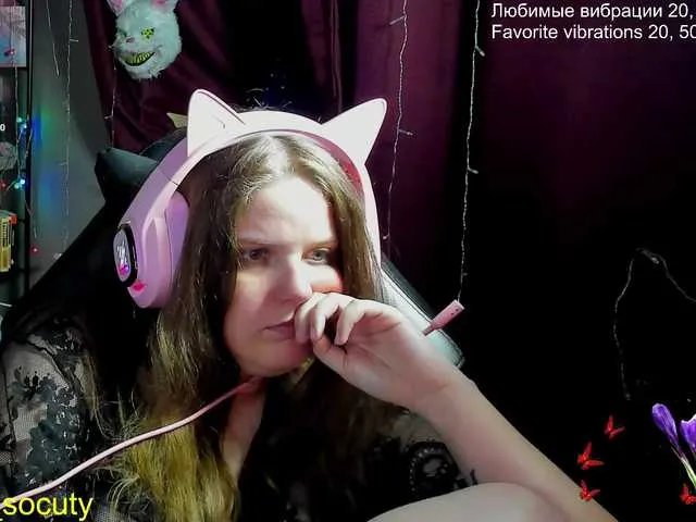 Live sex webcam photo for alicepussy #291379686