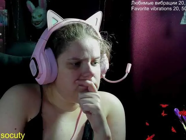 Live sex webcam photo for alicepussy #291446956