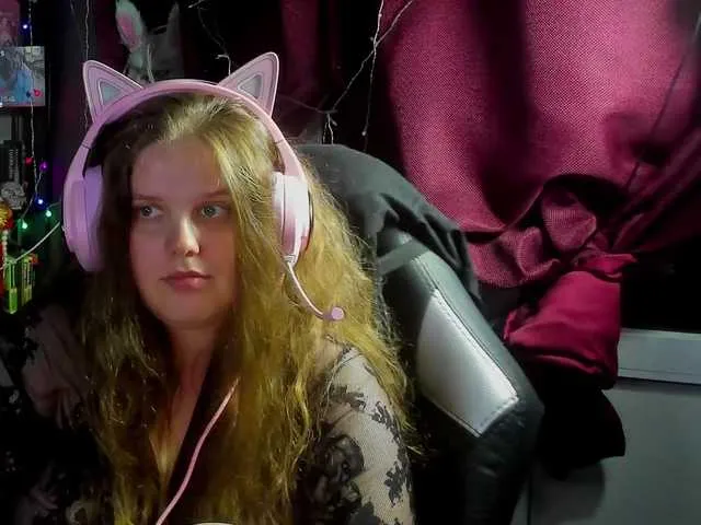 Live sex webcam photo for alicepussy #291539307