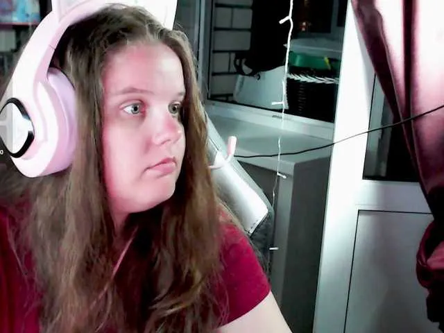 Live sex webcam photo for alicepussy #291597292