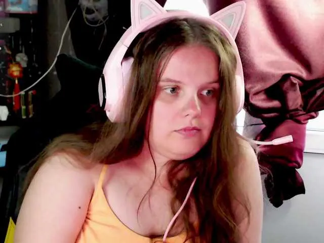 Live sex webcam photo for alicepussy #291615772