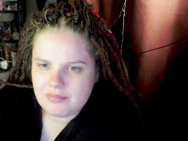 Live sex webcam photo for alicepussy #291763197