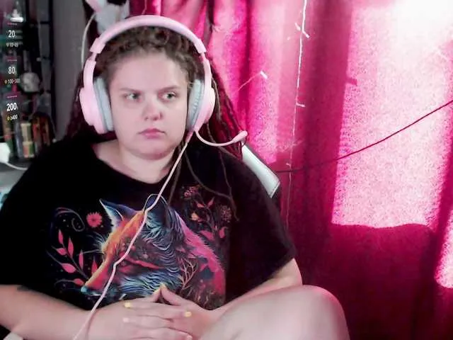 Live sex webcam photo for alicepussy #291836574