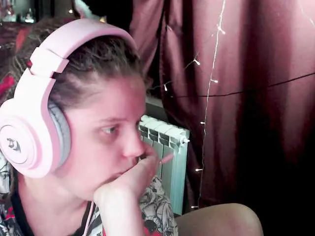 Live sex webcam photo for alicepussy #291874116