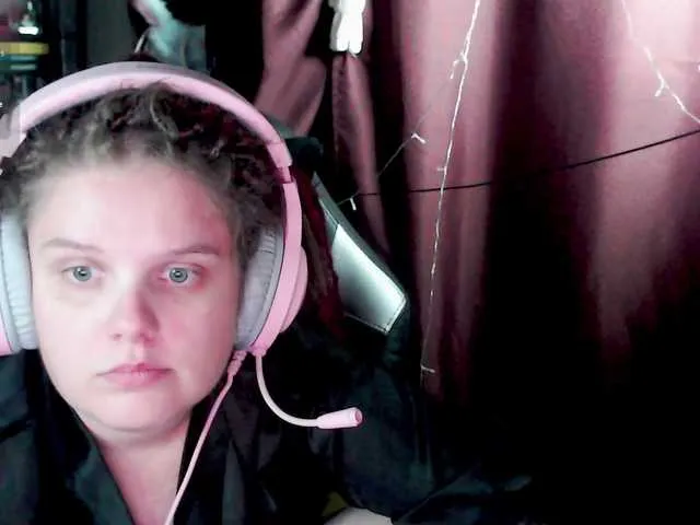 Live sex webcam photo for alicepussy #291904583