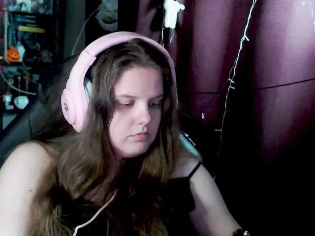 Live sex webcam photo for alicepussy #292143042