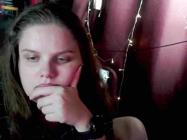 Live sex webcam photo for alicepussy #292152653