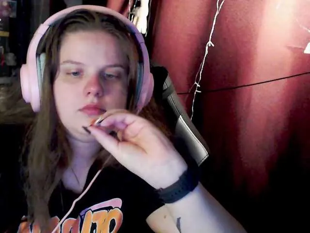 Live sex webcam photo for alicepussy #292169313