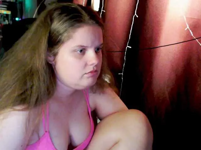 Live sex webcam photo for alicepussy #292260103