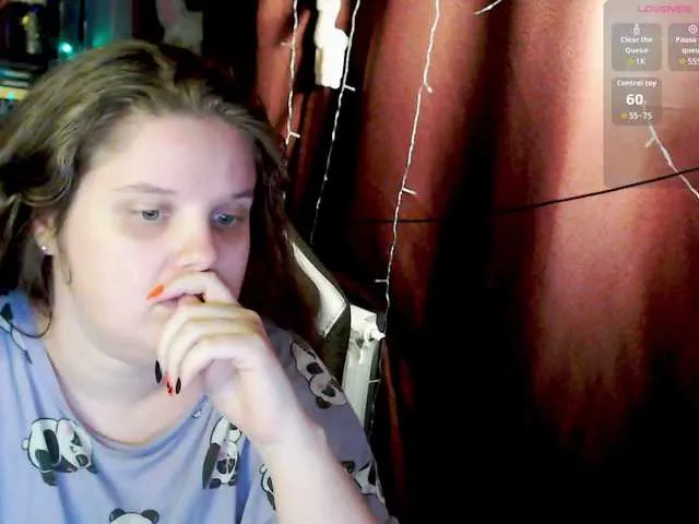 Live sex webcam photo for alicepussy #292304765