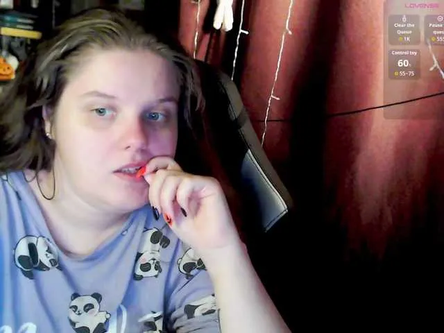 Live sex webcam photo for alicepussy #292307806