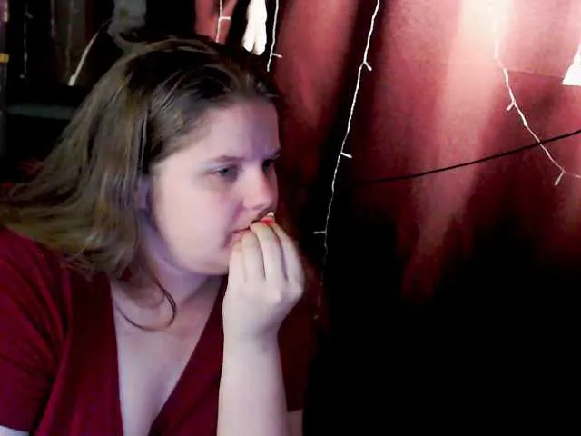 Live sex webcam photo for alicepussy #292321814