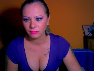 Live sex webcam photo for alicesensuel #182785057