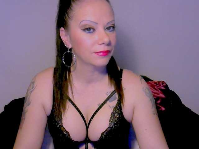 Live sex webcam photo for alicesensuel #272876401