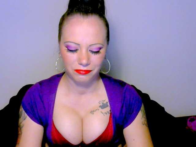 Live sex webcam photo for alicesensuel #273630345