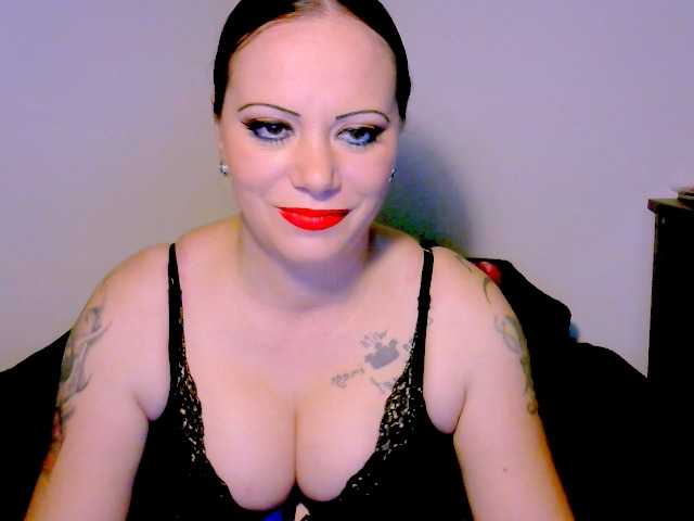 Live sex webcam photo for alicesensuel #275342973