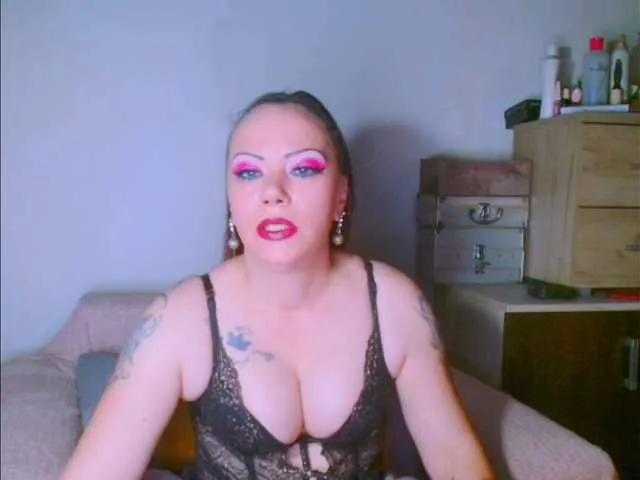 Live sex webcam photo for alicesensuel #293287461