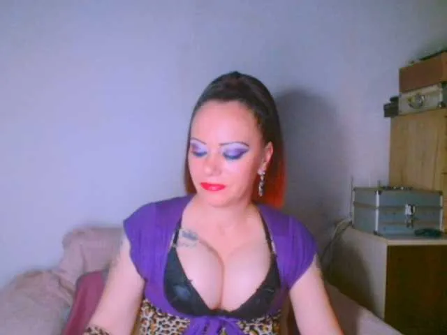 Live sex webcam photo for alicesensuel #293706802