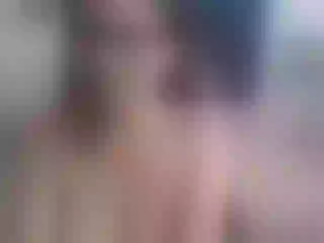 Live sex webcam photo for alicia-evanss #271847531
