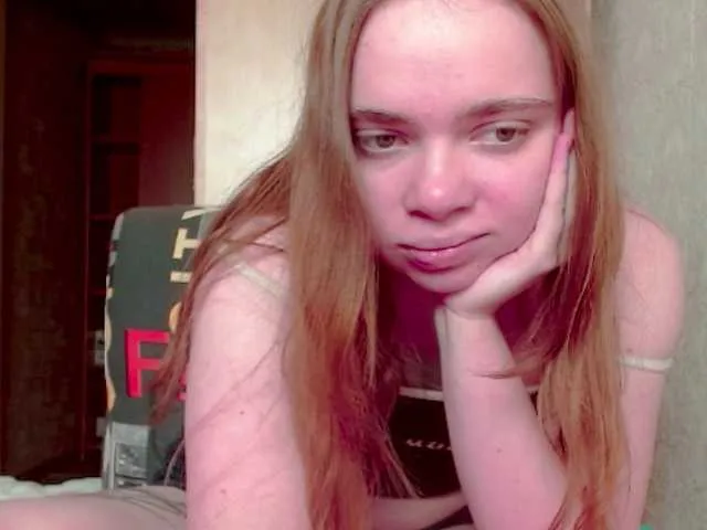 Live sex webcam photo for aliiicestone #277659680